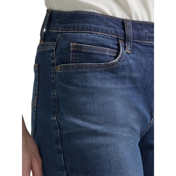 Lee Women's Heritage Mid Rise Slim Straight Jean, Size 16, 28" inseam, Regular - Picture 5 of 6